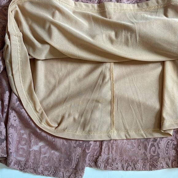 Umgee Pink Mauve Lace Overlay Mini Dress Stretchy Fit & Flare Size M Feminine - Picture 11 of 16